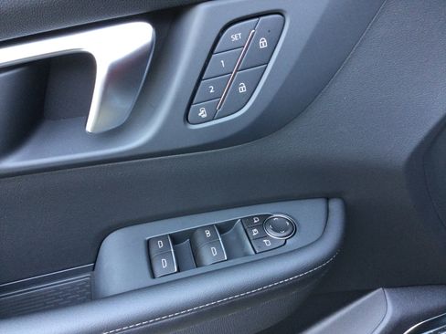 New 2025 Buick Enclave Sport Touring w/ Power Package image 8