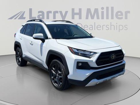 Used 2024 Toyota RAV4 Adventure AWD/4WD image 7