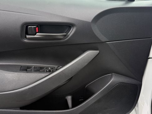 Used 2023 Toyota Corolla LE image 17