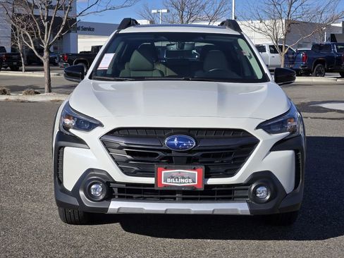 Used 2025 Subaru Outback Limited image 40