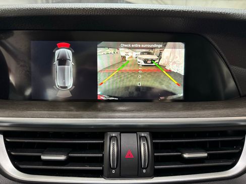 Used 2020 Alfa Romeo Stelvio Ti w/ Active Blind Spot Package image 22