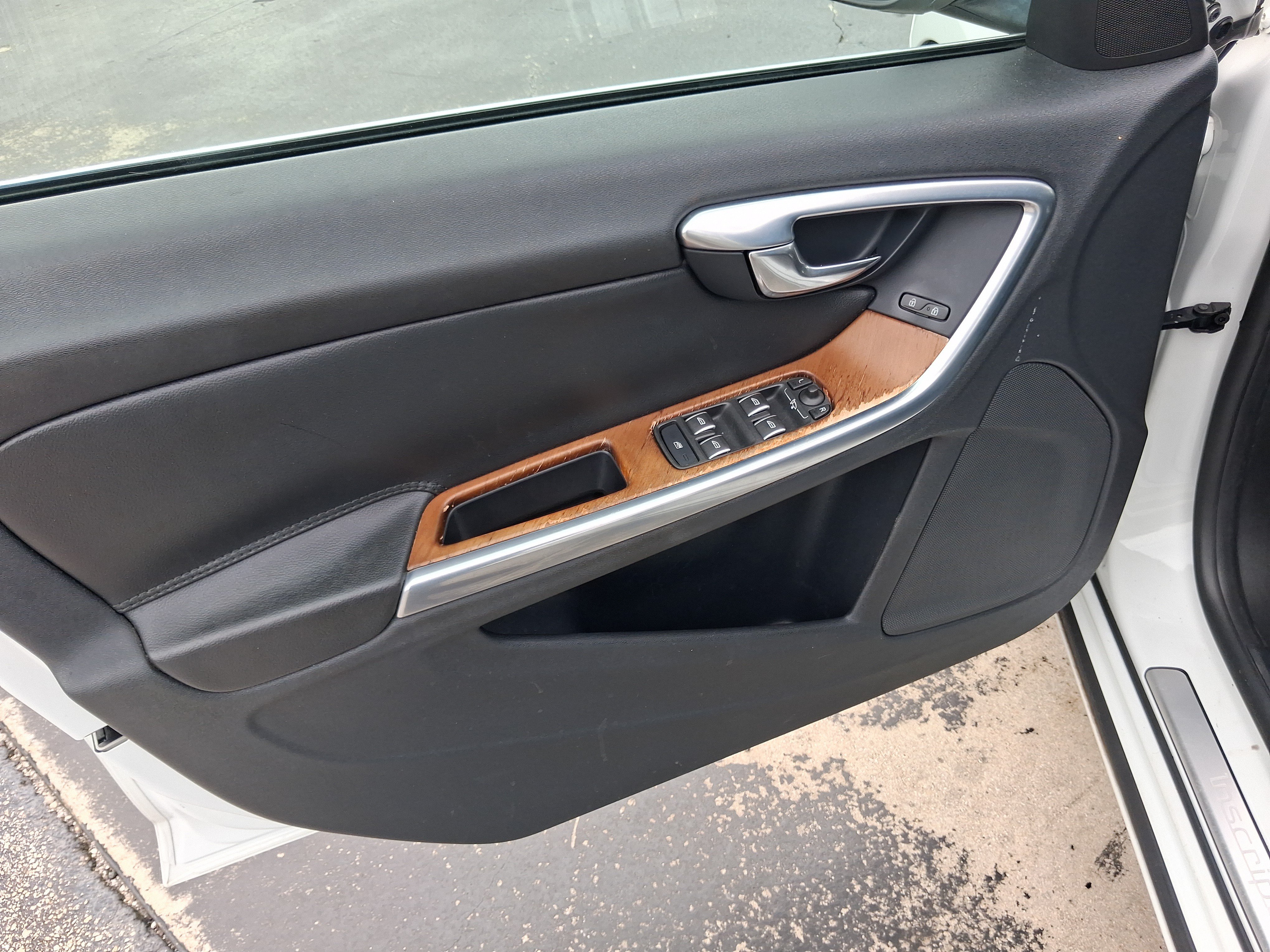 Used 2016 Volvo S60 T5 Premier FWD image 12
