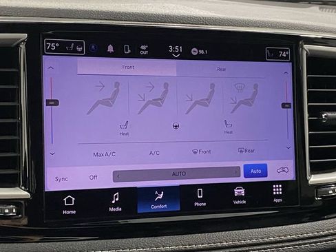 Used 2022 Chrysler Pacifica Touring-L w/ S Appearance Package image 18