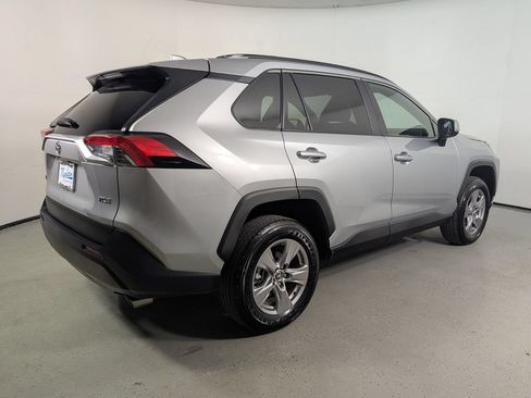 Used 2025 Toyota RAV4 XLE FWD image 8