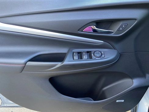 Used 2023 Chevrolet Bolt EUV Premier w/ Sun & Sound Package FWD image 10