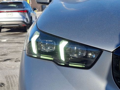 Used 2025 BMW i5 xDrive40 w/ M Sport Package image 28