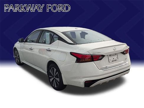 Used 2021 Nissan Altima 2.5 SV image 7