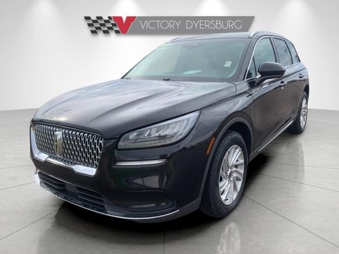 Used 2021 Lincoln Corsair AWD w/ Rear Removable Package Tray image 4