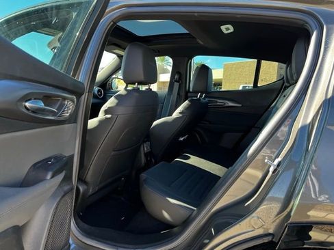 Used 2024 Alfa Romeo Tonale Ti image 11