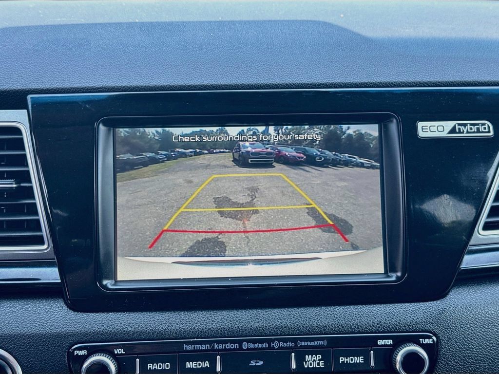 Used 2017 Kia Niro FWD image 14