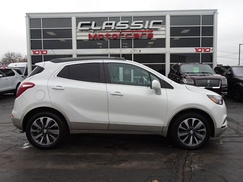 Used 2019 Buick Encore Essence image 1