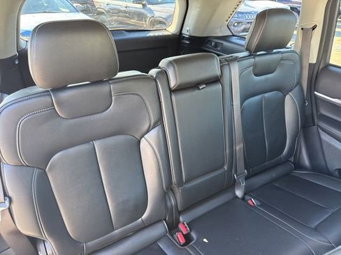 Used 2023 Jeep Grand Cherokee Limited w/ Black Appearance Package image 22