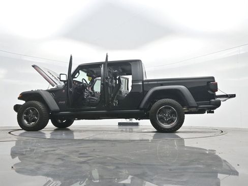 Used 2023 Jeep Gladiator Rubicon w/ LED Lighting Group AWD/4WD image 30
