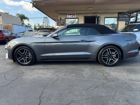 Used 2023 Ford Mustang Premium RWD image 8