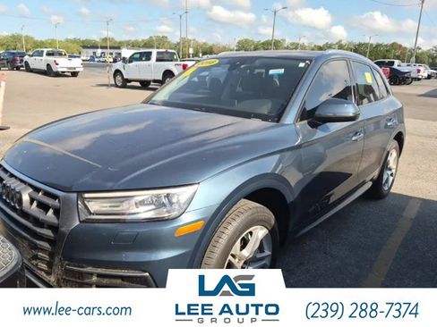 Used 2018 Audi Q5 2.0T Premium w/ Convenience Package AWD/4WD image 1