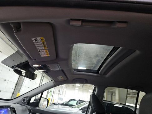 Used 2023 Honda Ridgeline RTL image 12