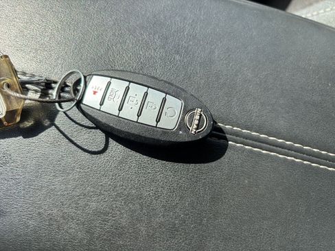 Used 2024 Nissan Altima 2.5 SV image 24