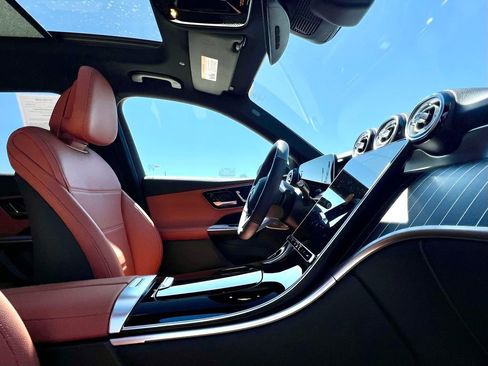 Certified 2026 Mercedes-Benz GLC 300 4MATIC image 18