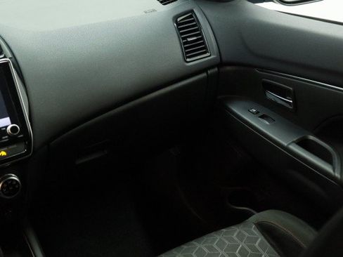 Used 2023 Mitsubishi Outlander Sport LE AWD/4WD image 26