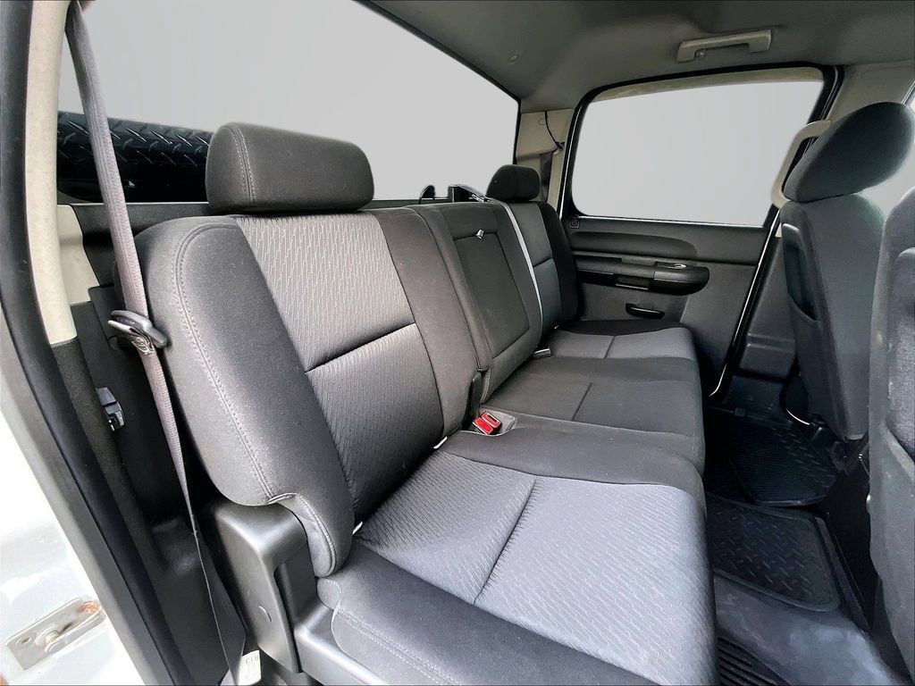 Used 2014 GMC Sierra 2500 SLE w/ SLE Preferred Package AWD/4WD image 27