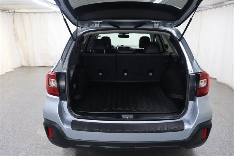 Used 2018 Subaru Outback 2.5i Limited AWD/4WD image 31