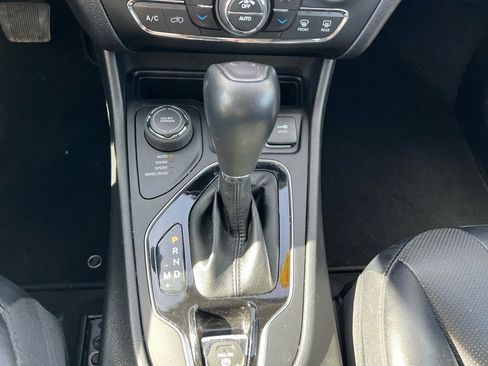 Used 2022 Jeep Cherokee Limited image 33