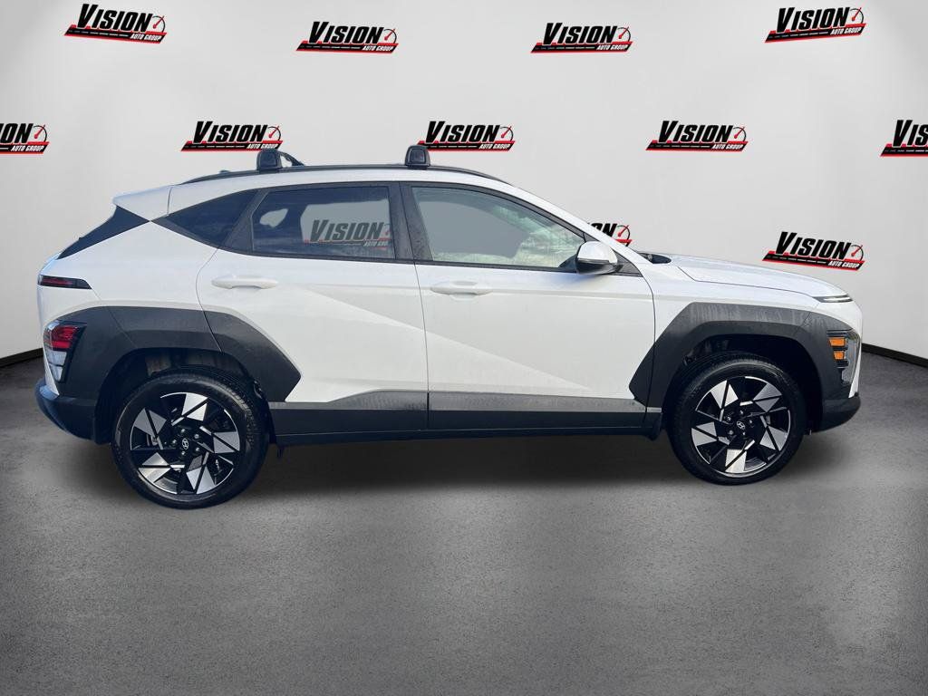 Certified 2025 Hyundai Kona SEL AWD/4WD image 6