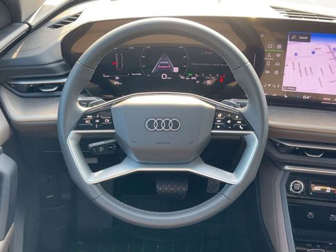 Certified 2025 Audi Q5 Premium w/ Convenience Package image 17