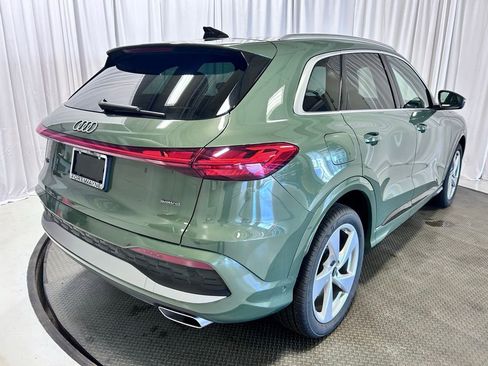 Certified 2025 Audi Q5 Prestige image 29