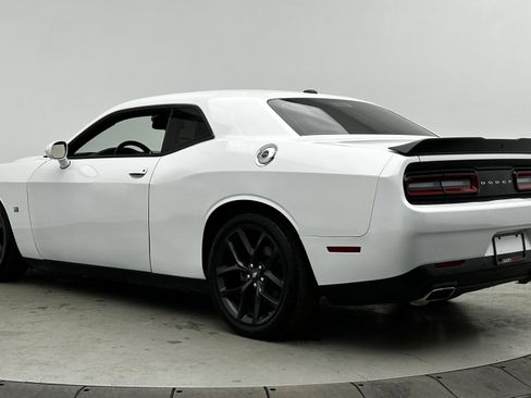 Used 2023 Dodge Challenger GT image 4