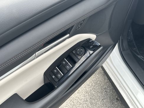 New 2026 MAZDA MAZDA3 2.5 S Sedan w/ Preferred Pkg image 16