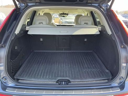 Used 2021 Volvo XC60 T8 Inscription Expression w/ Climate Package image 30