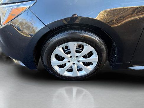 Used 2023 Toyota Corolla LE FWD image 22