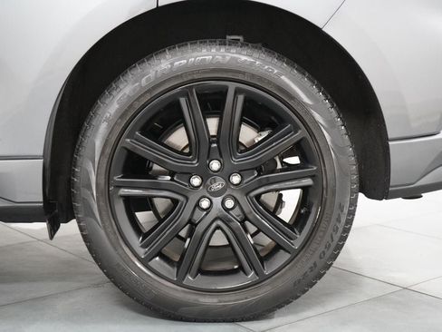 Certified 2022 Ford Edge ST-Line w/ Class II Trailer Tow Package AWD/4WD image 36