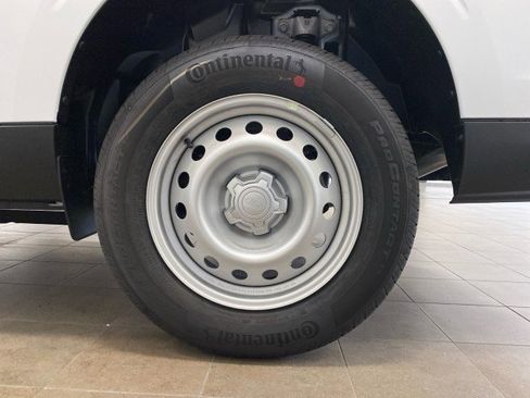 New 2025 Ford Maverick XL w/ Equipment Group 102A image 22