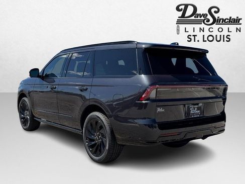 New 2025 Lincoln Navigator Reserve w/ Jet Appearance Package image 7