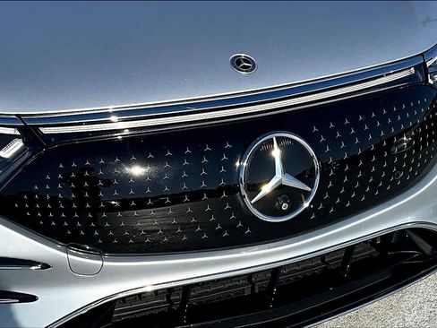 Used 2023 Mercedes-Benz EQS 580 4MATIC Sedan image 29