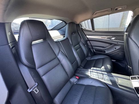 Used 2013 Porsche Panamera S w/ Premium Pkg Plus RWD image 33