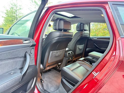 Used 2011 BMW X6 xDrive35i image 17