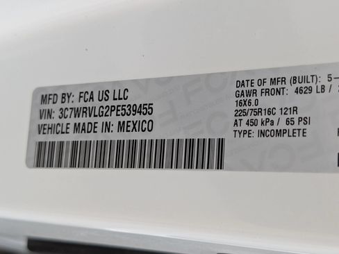 Used 2023 RAM ProMaster 3500 w/ Premium Appearance Group FWD image 5