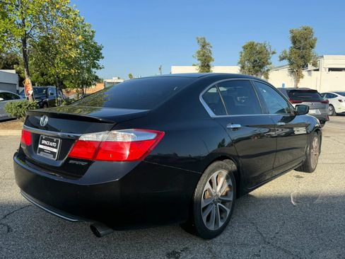 Used 2014 Honda Accord Sport image 5