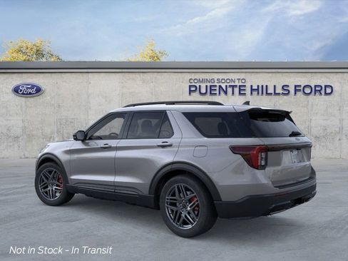 New 2026 Ford Explorer ST-Line w/ ST-Line Street Pack image 4