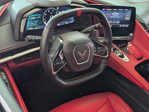 Used 2022 Chevrolet Corvette Stingray Premium Conv w/ Z51 Performance Package RWD image 7
