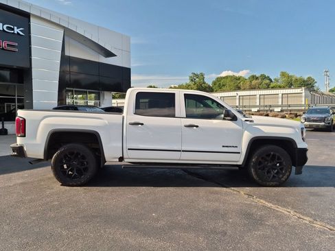 Used 2018 GMC Sierra 1500 SLT w/ SLT Premium Package AWD/4WD image 4