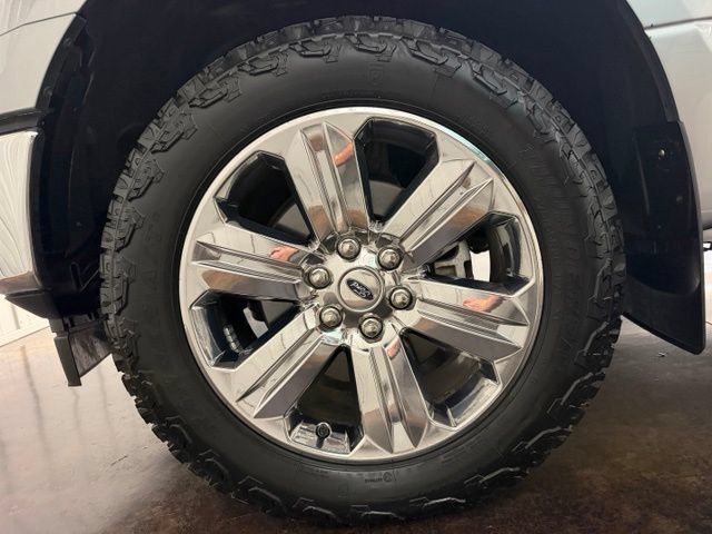 Used 2020 Ford F150 XLT w/ Equipment Group 302A Luxury AWD/4WD image 12