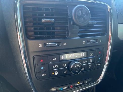 Used 2017 Dodge Grand Caravan GT image 14