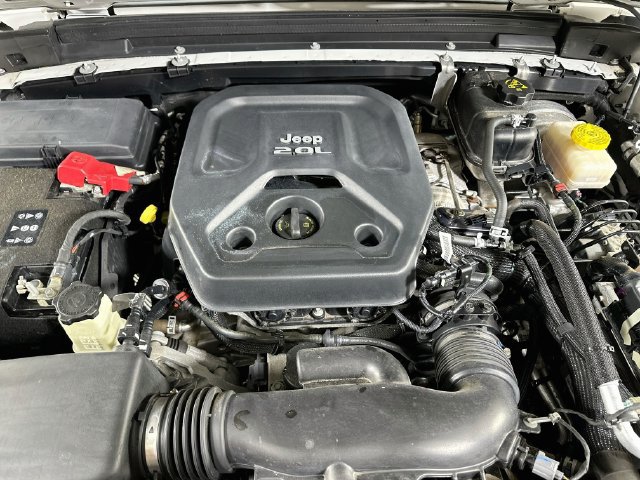 Used 2020 Jeep Wrangler Unlimited Sahara AWD/4WD image 35
