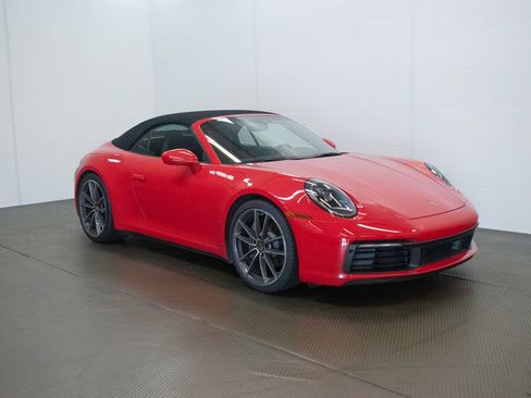 Certified 2023 Porsche 911 Carrera RWD image 11