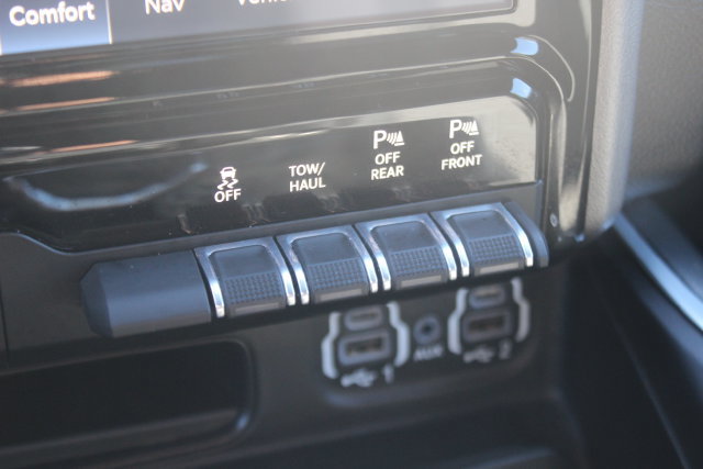 Used 2024 RAM 1500 Big Horn RWD image 10