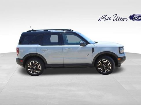 Used 2024 Ford Bronco Sport Outer Banks w/ Tech Package AWD/4WD image 4